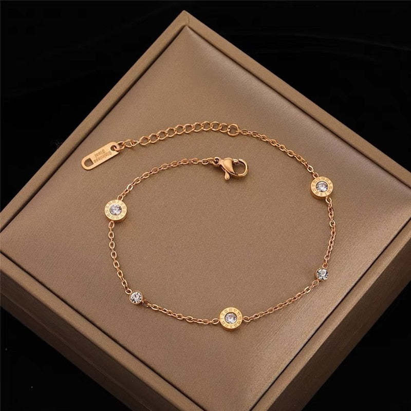 Rose gold Roman-style bracelet zircon circles
